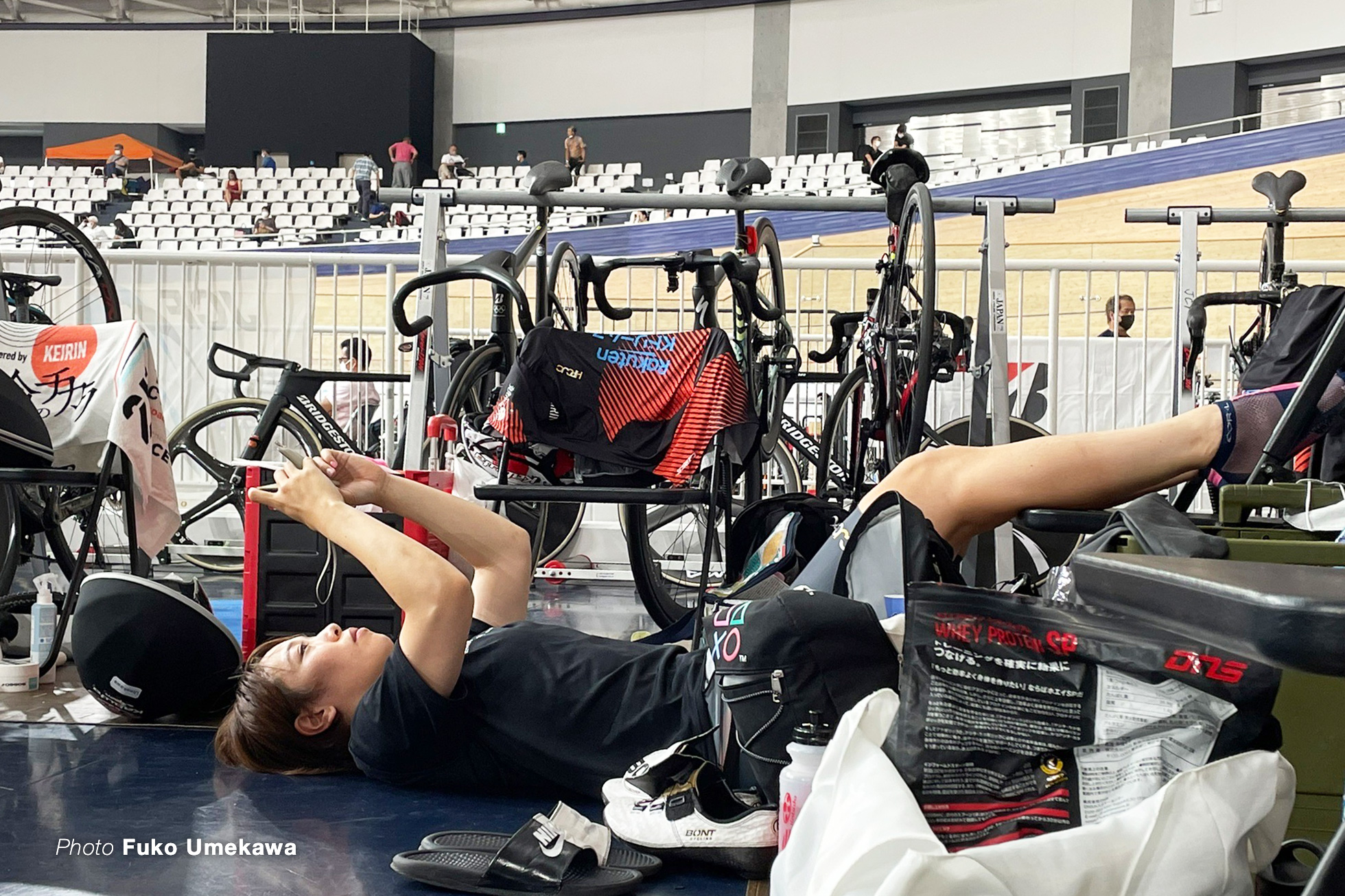 2022全日本選手権トラック ひっくり返ってるサトミナ