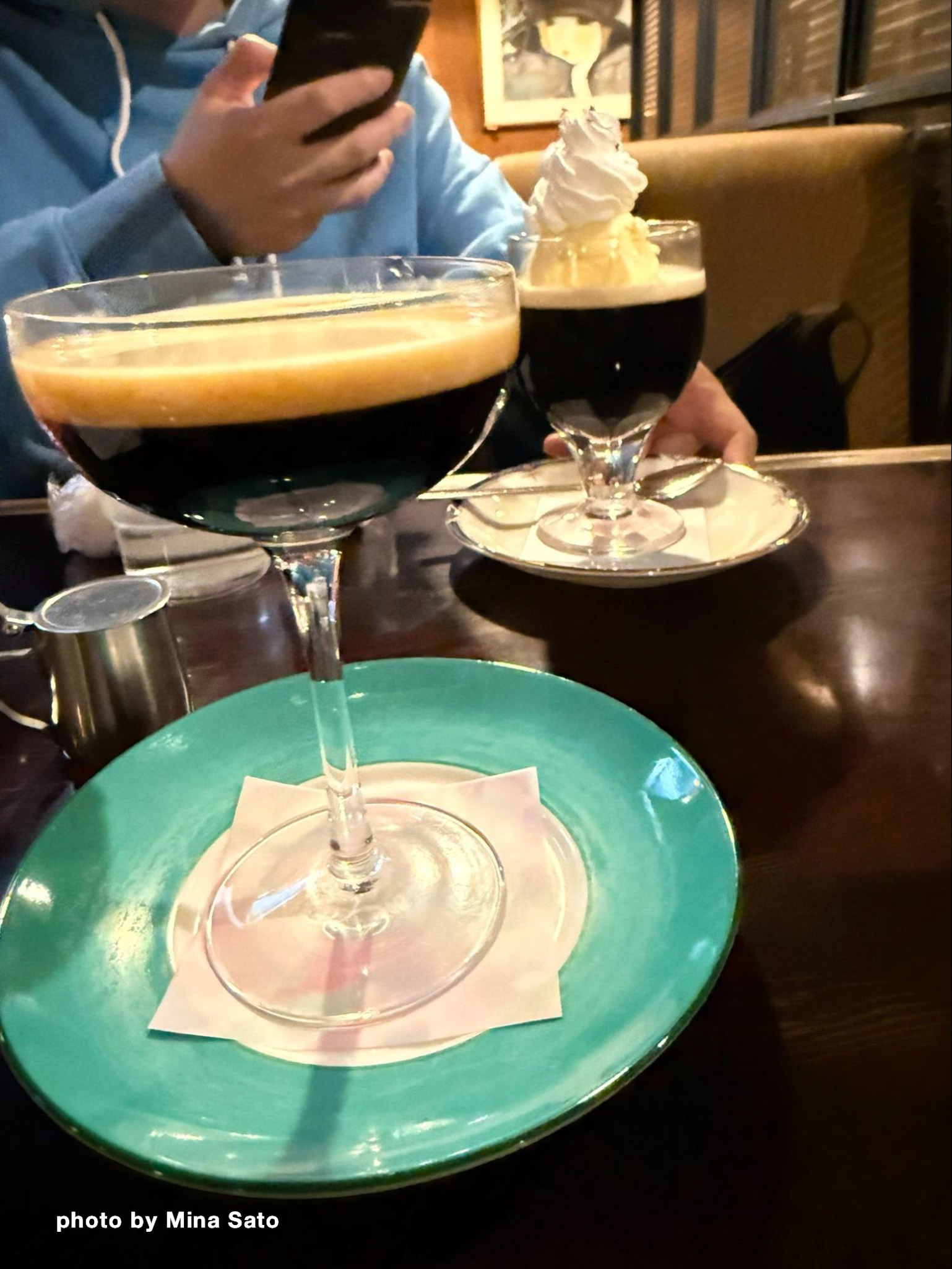 琥珀の女王とコーヒーゼリー